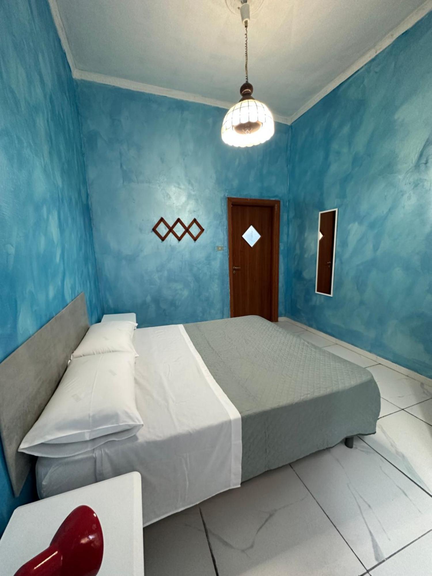 Holiday House Clara&Vincenzo Neapol Exteriér fotografie